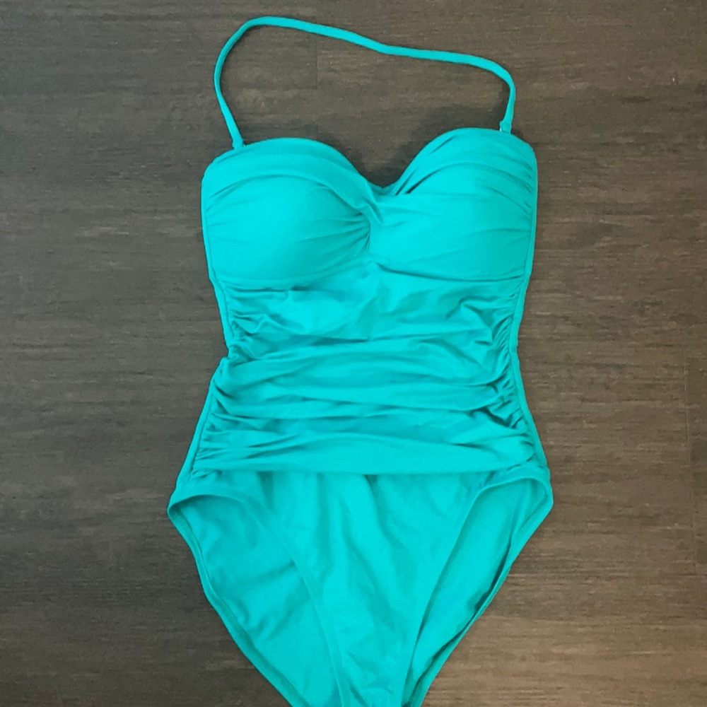Bathing suit